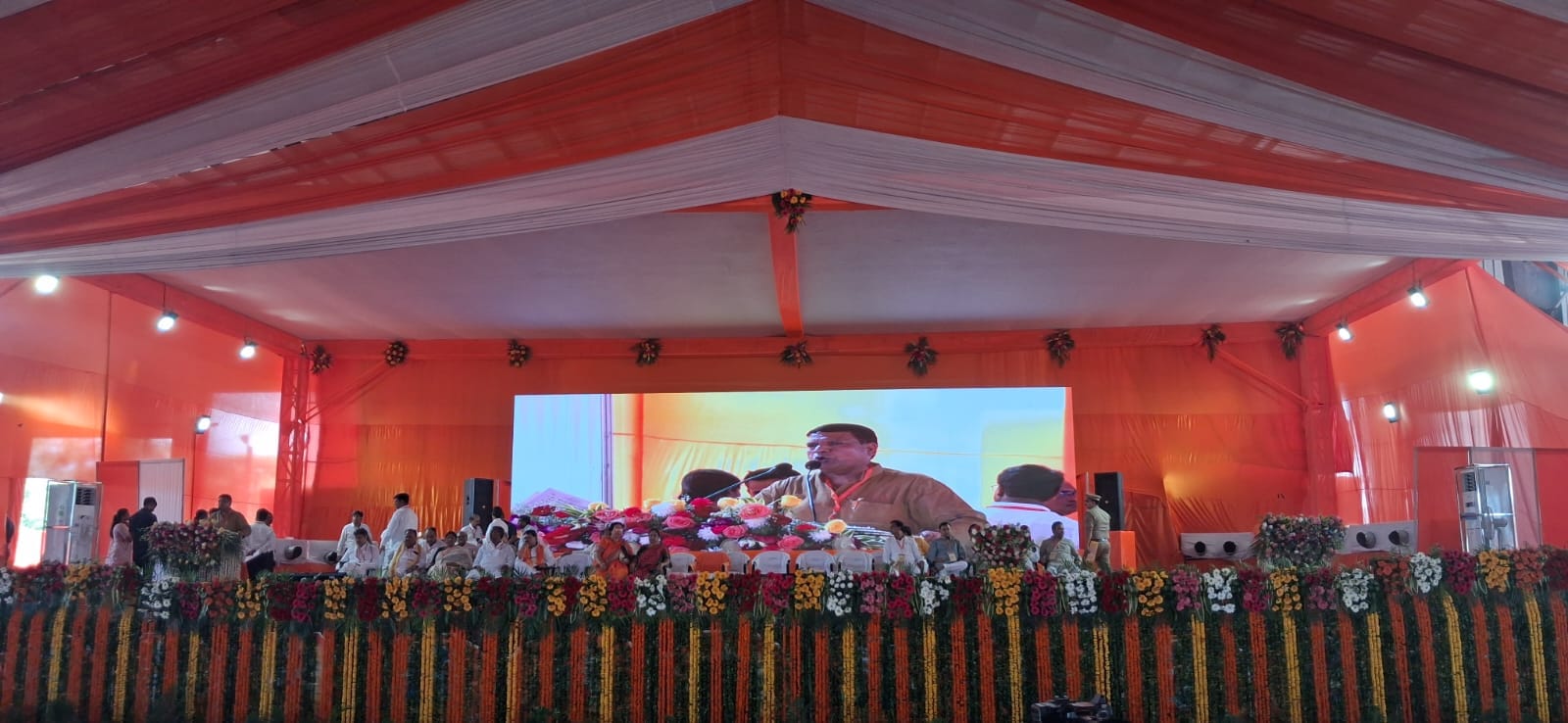 yogi-adityanath-etawah-speech-mafia-law-and-order-investment-employment