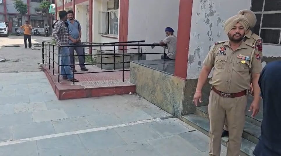 60-year-old caretaker kills 80-year-old woman in Patiala कैमरे में कैद कातिल और कत्ल: 60 साल की केयरटेकर ने की