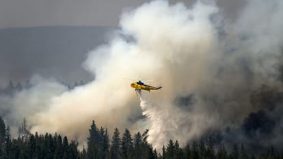 France Spain battle wildfires many peoples forced to flee homes Tour de France route also been changed