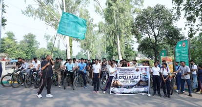 पेडल फॉर प्राइड थीम पर निकली साइकिल रैली