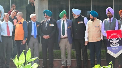 CM Mann paid tribute to the martyrs on Kargil Vijay Diwas