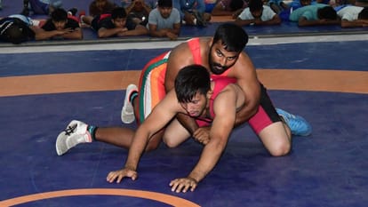 Sports News Seven teams reached quarter-finals first day displaying prowess in volleyball sports updates