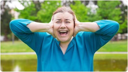 what is gelastic seizure laughing seizure know its symptoms causes and treatment in hindi