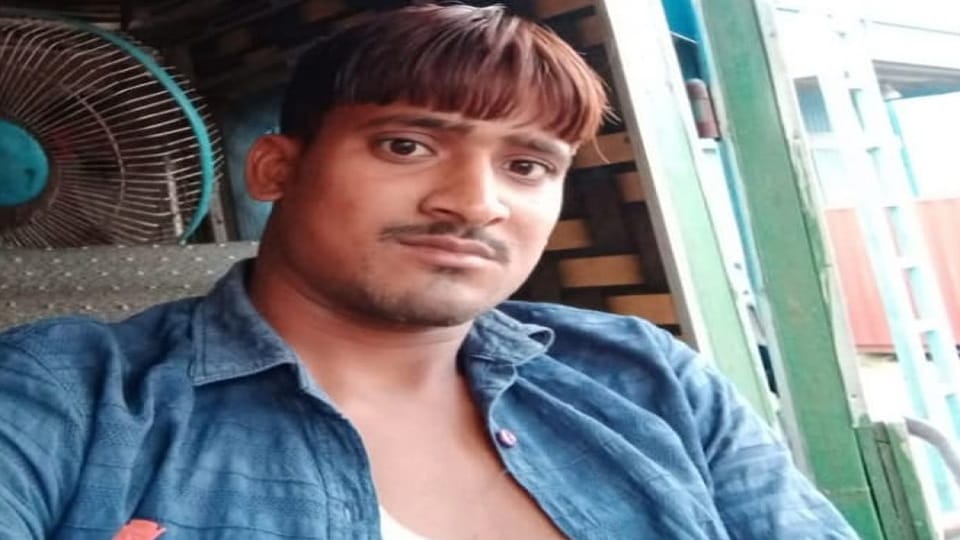 Truck driver dies after being bitten by a rabid dog
