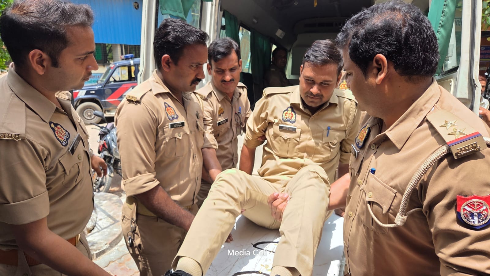 banda-police-encounter-two-accused-arrested-minor-kidnapping-attempt-to-rape