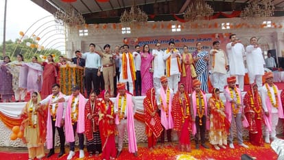 cm samuhik vivah samaroh takes place in Hathras
