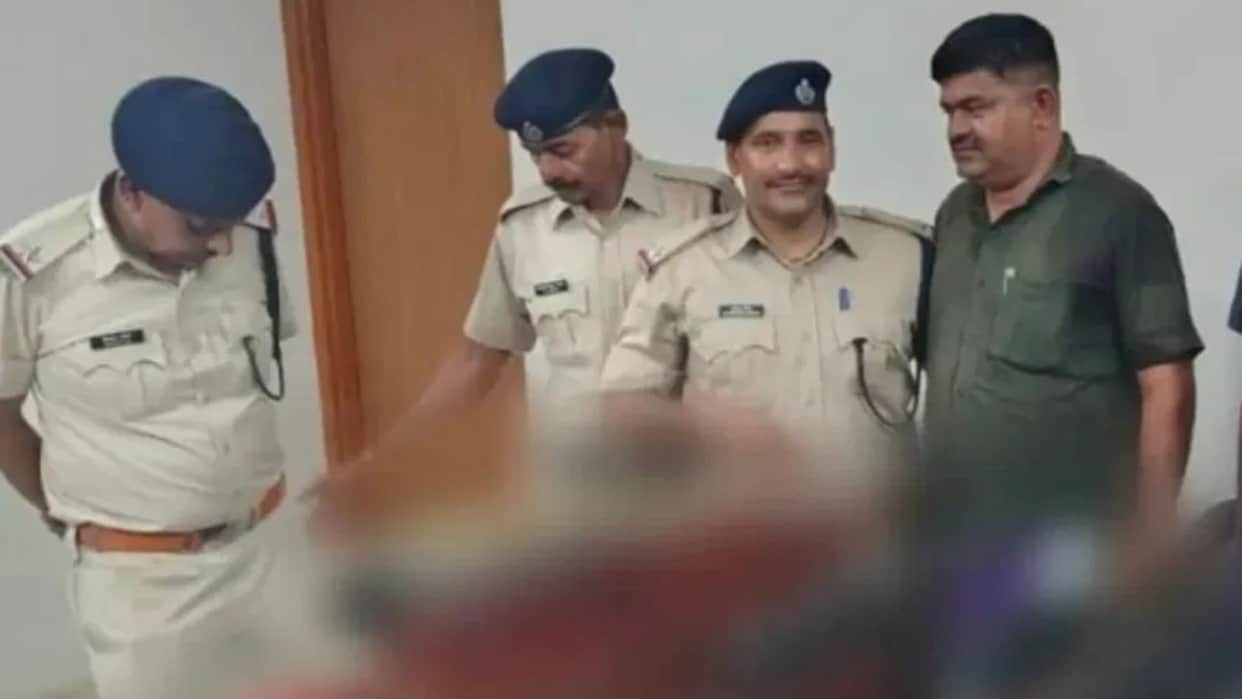 Gujarati man arrested with 110 bottles of illicit liquor from an AC coach of the Ashram Express