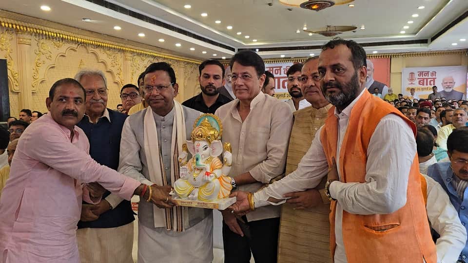 UP: BJP State President Pankaj Chaudhary comments on Dharmendra Pradhan's resignation