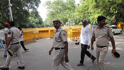 Protest against the Chief Election Commissioner at Jantar Mantar
