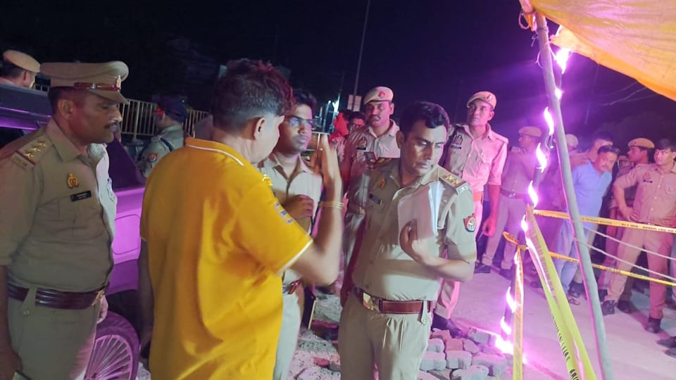 Real estate company employee shot dead on highway in Farrukhabad