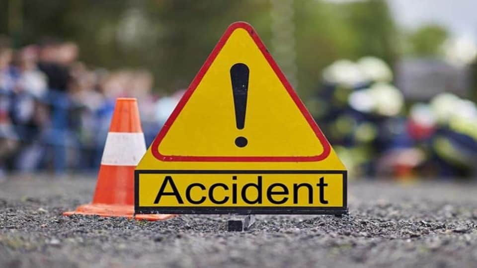 Scorpio hits three siblings standing by the roadside in Gohana; elder brother dies.