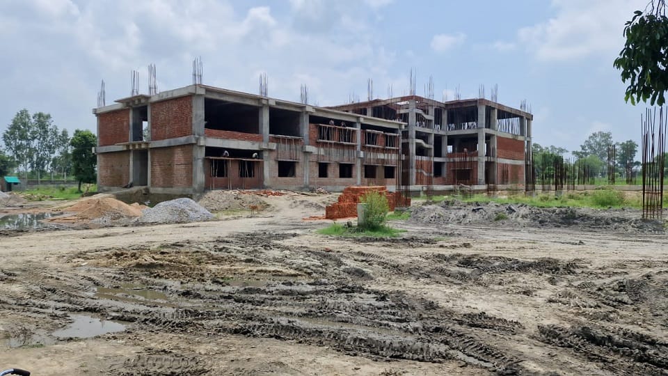 Construction of State Institute of Hotel Management in Rampur