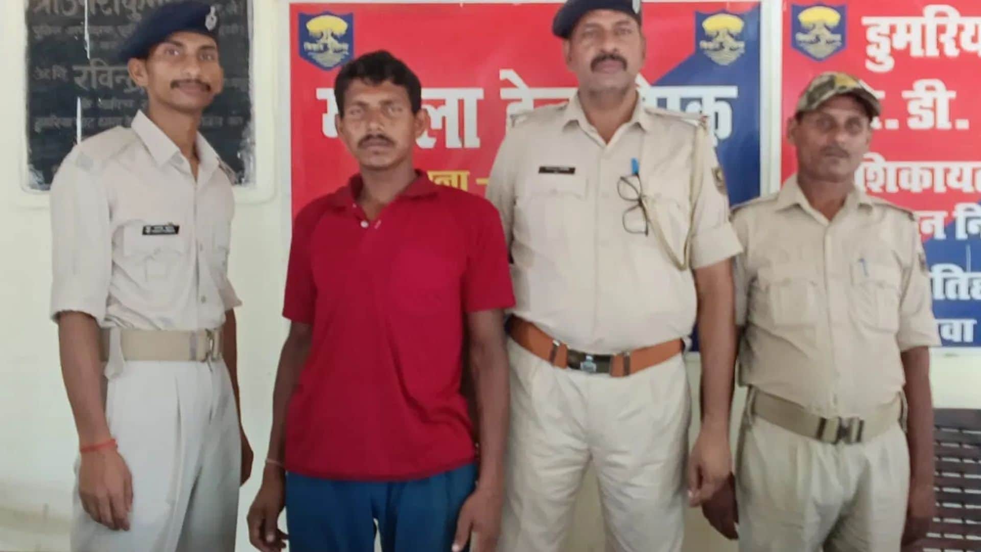 पुलिस की गिरफ्त में हत्यारा बेटा