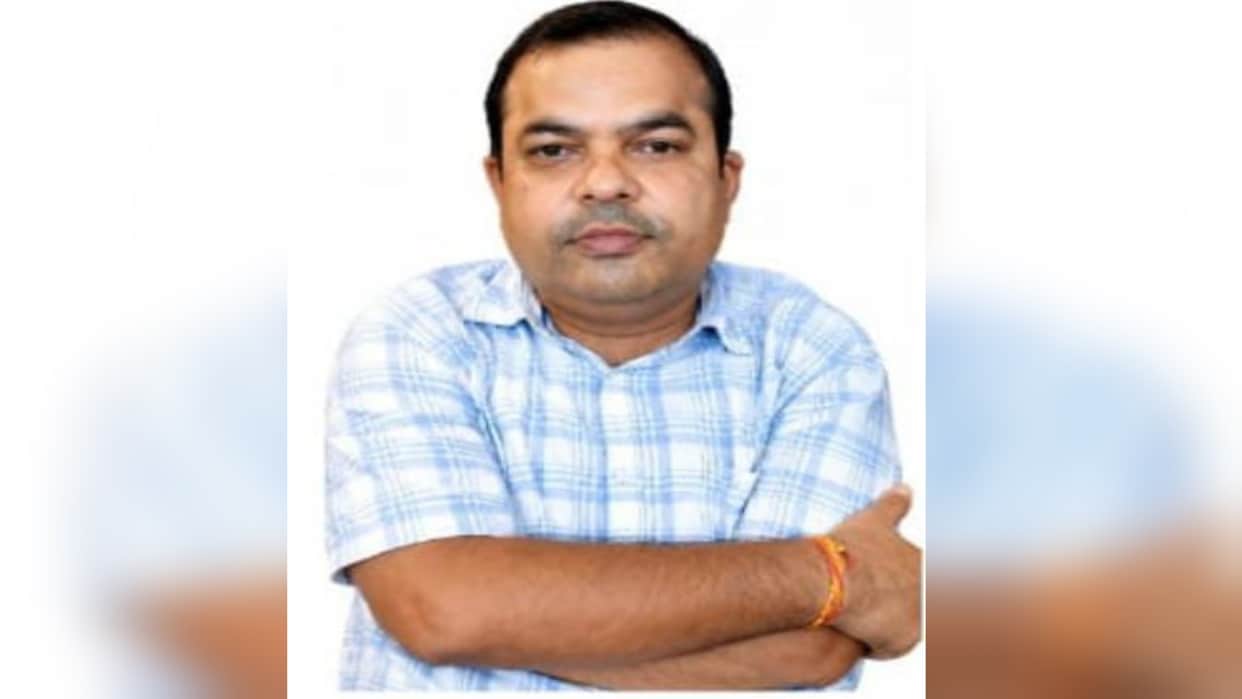 Prayagraj: Senior auditor arrested while accepting a bribe of ₹1 lakh; Prayagraj Anti-Corruption team nabbed h
