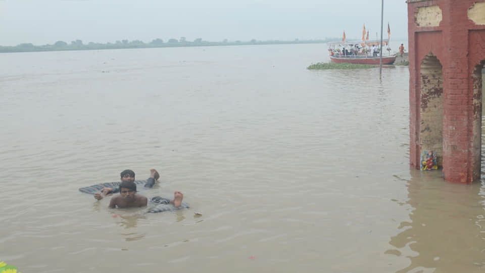 Kanpur: Ganga water level rises by 11 cm