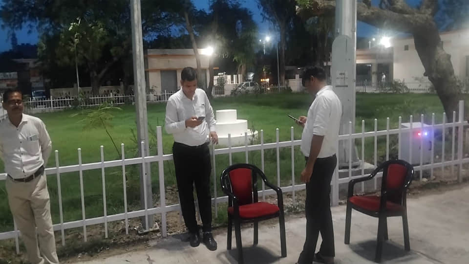 Jalaun: IAS officer Rinku Singh Rahi finds no space in the new Tehsil building