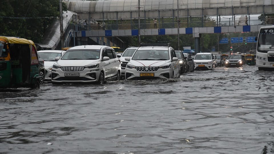Just few hours rain Delhi waterlogged VVIP areas submerged—government claims exposed