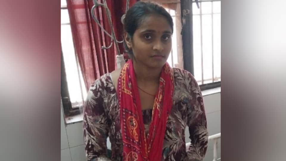 अस्पताल में खुशी।