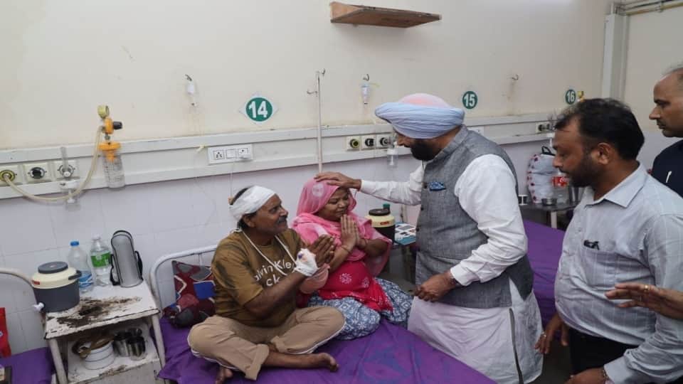 बीजेपी प्रदेश अध्यक्ष ढिल्लों ने सफाई कर्मियों से की मुलाकात
