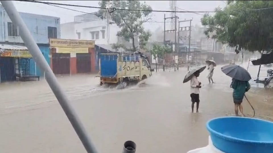 West UP Weather: Heavy rain in Meerut, Muzaffarnagar, Saharanpur, Bijnor, Baghpat, and Shamli