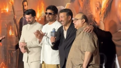Batwara 1947 trailer launch event sunny deol got emotional shabana aazmi and Raj Kumar santoshi shares