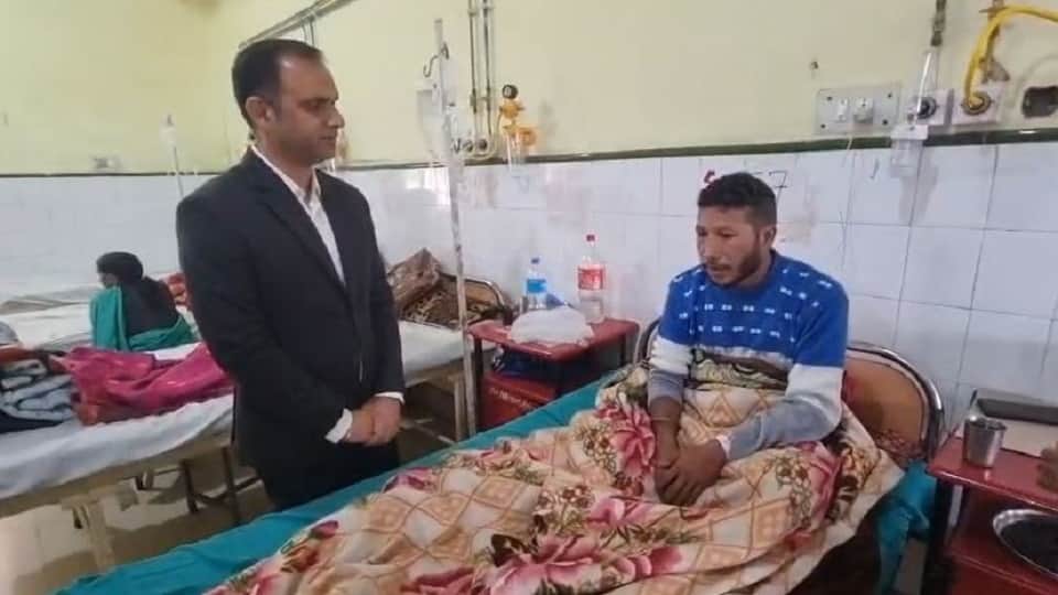 Patients forced to sleep in dirty sheets at the district hospital Pithoragarh