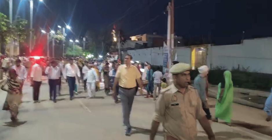 Sea of Devotees Flocks to Govardhan Ahead of Mudiya Purnima