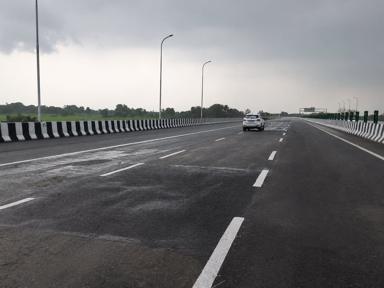 Lucknow-Kanpur Expressway: Officials face embarrassment over expressway cave-in