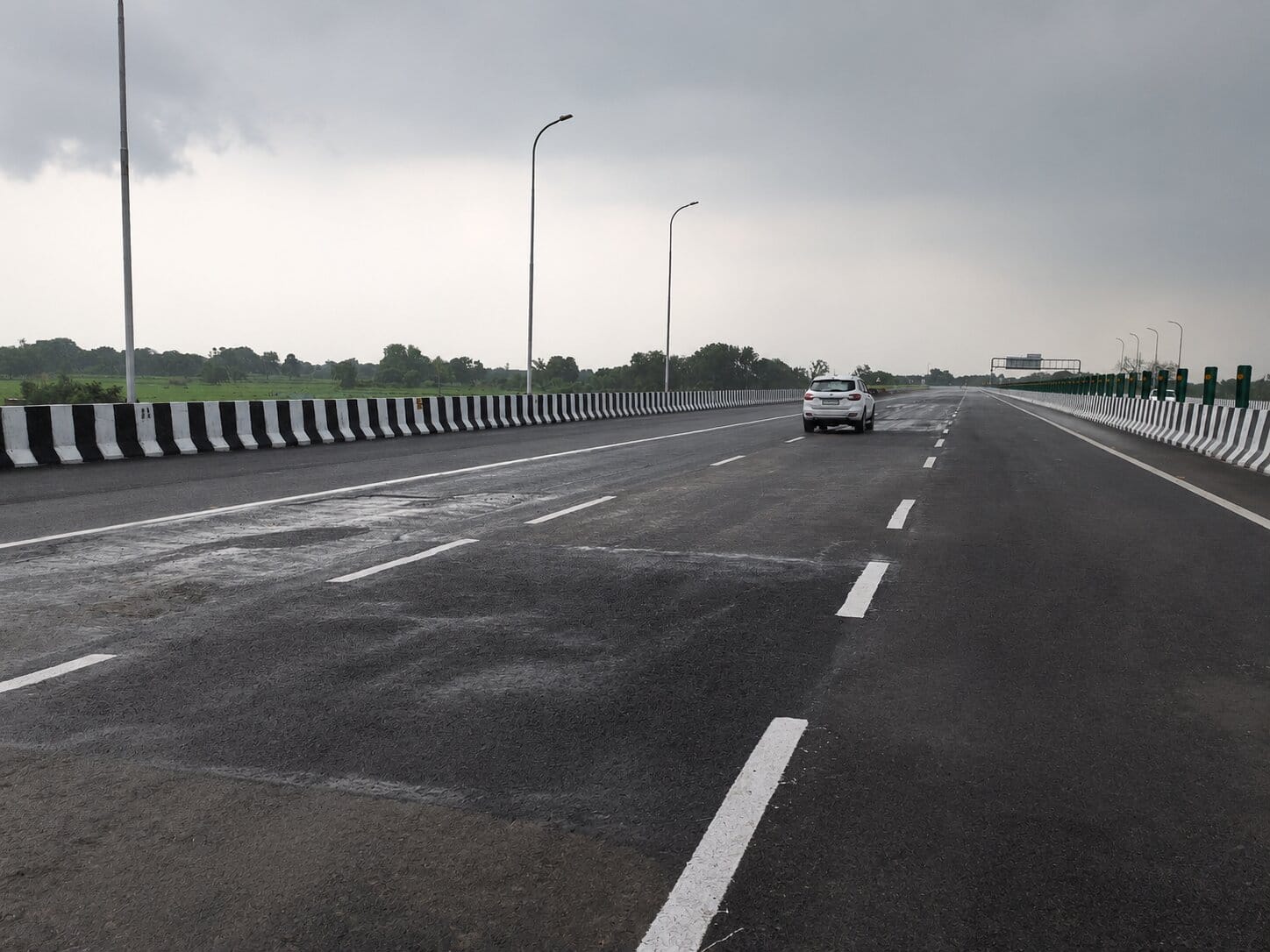 कानपुर-लखनऊ एक्सप्रेसवे