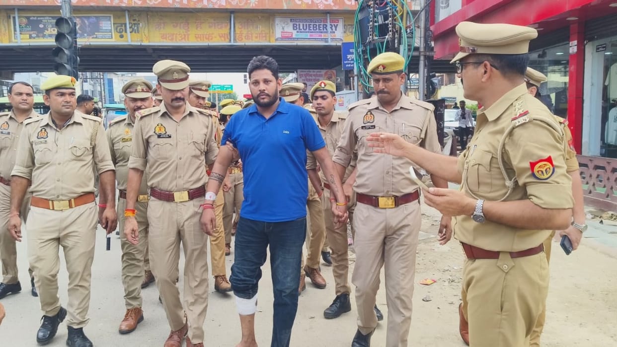 Kanpur Police paraded history sheeter Gaurav Jain  he vowed not to commit crimes again