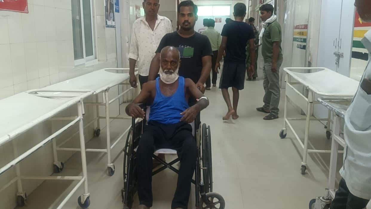 Unnao Husband takes drastic step after dispute with wife;injures himself by slashing his throat with a blade