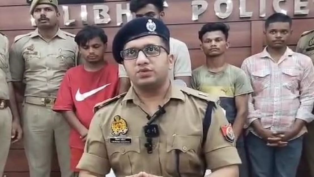 एएसपी विक्रम दहिया ने आरोपियों की गिरफ्तारी के संबंध में दी जानकारी।