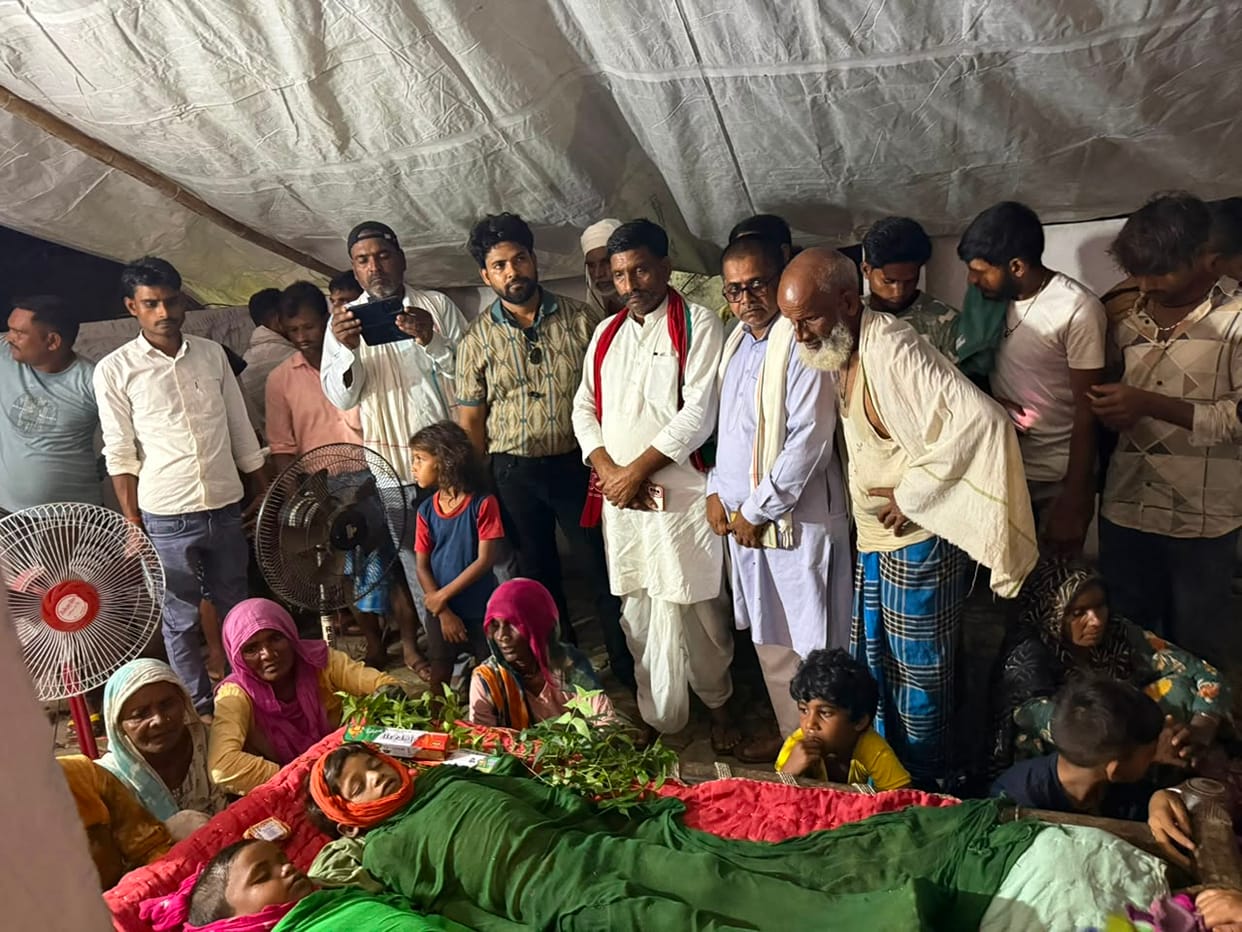 Tragic accident in Shravasti: Two innocent children died after being swept away by a strong current in a drain