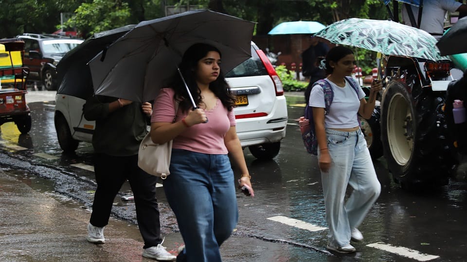 Monsoon slows down Delhi Traffic jams in several areas Yellow Alert for rain