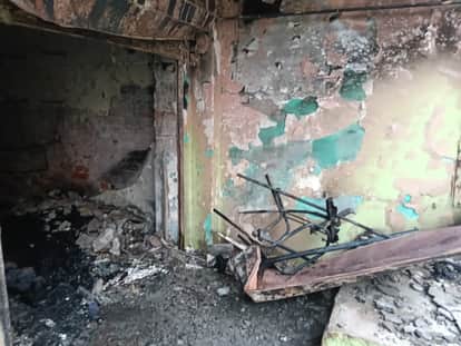 Farrukhabad News: Short Circuit Sparks Fire in Two Garment Shops, Goods Worth ₹9 Lakh Destroyed