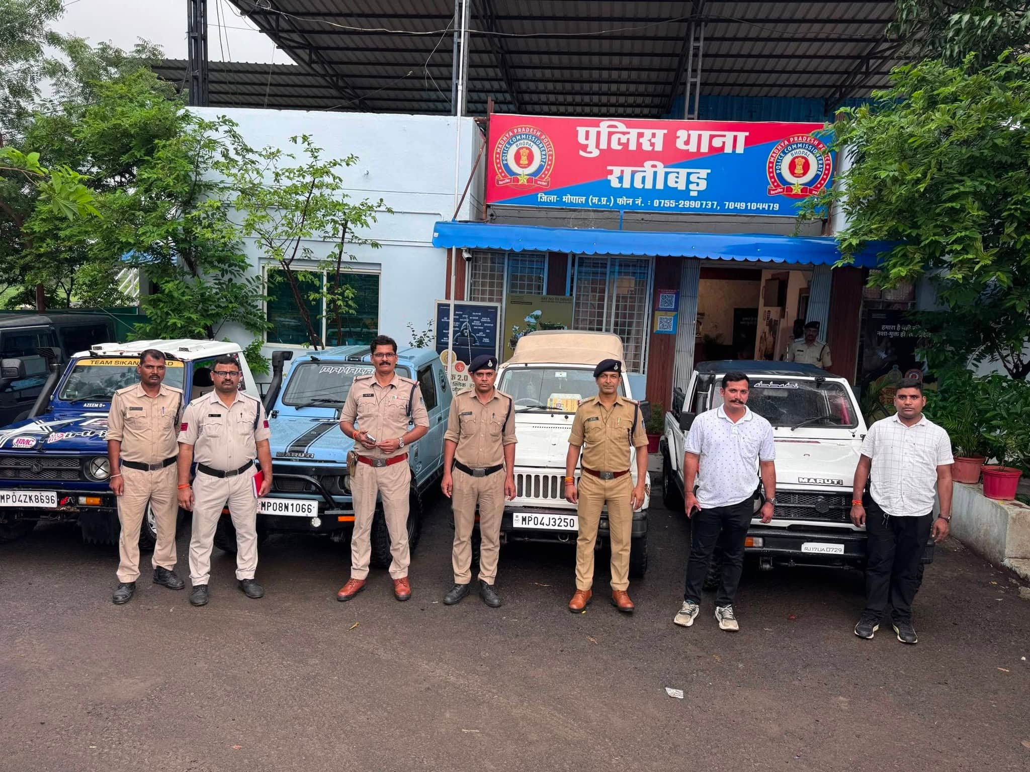 अवैध मड रैली करने पर 10 एसयूवी जब्त, वाहन चालकों पर एफआईआर