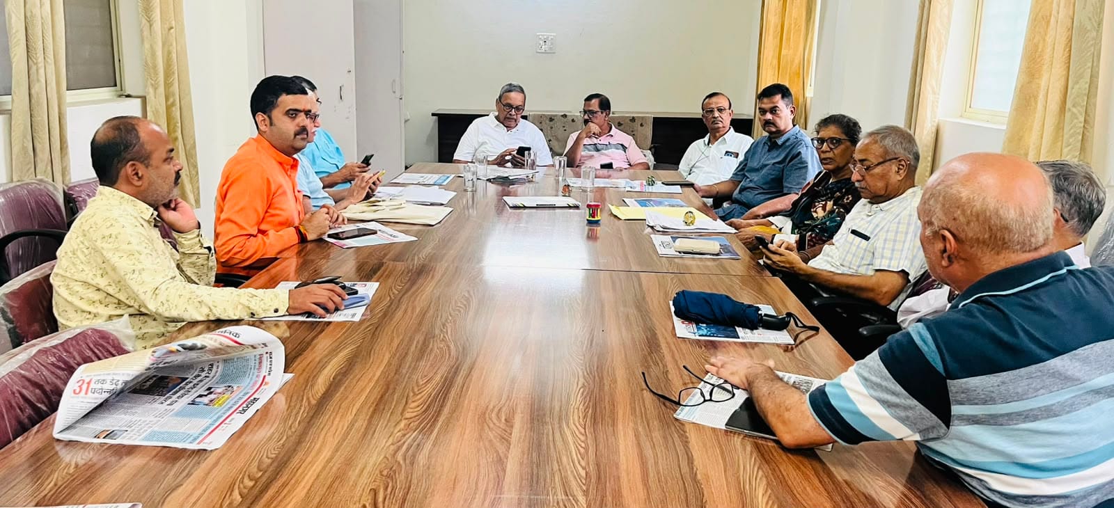 कॉलोनियों के रहवासी संगठनों की बैठक