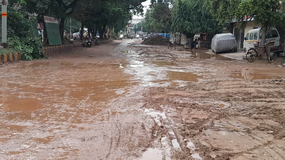 बसई से इंद्रापुरम रोड का हाल
