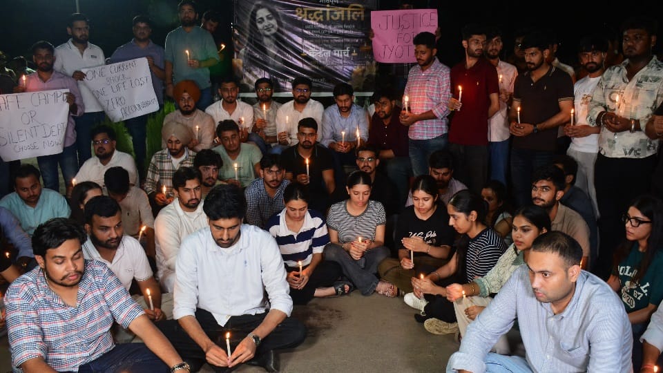 Death of Chandigarh PU research scholar Jyoti Family refuses to claim body demands CBI probe