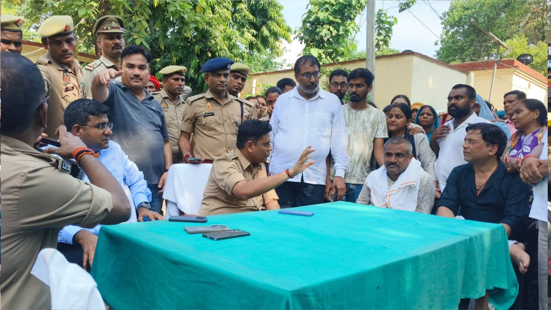 Gorakhpur Bullion trader son kidnapped murder Family members allege summoned under pretext of surprise gift