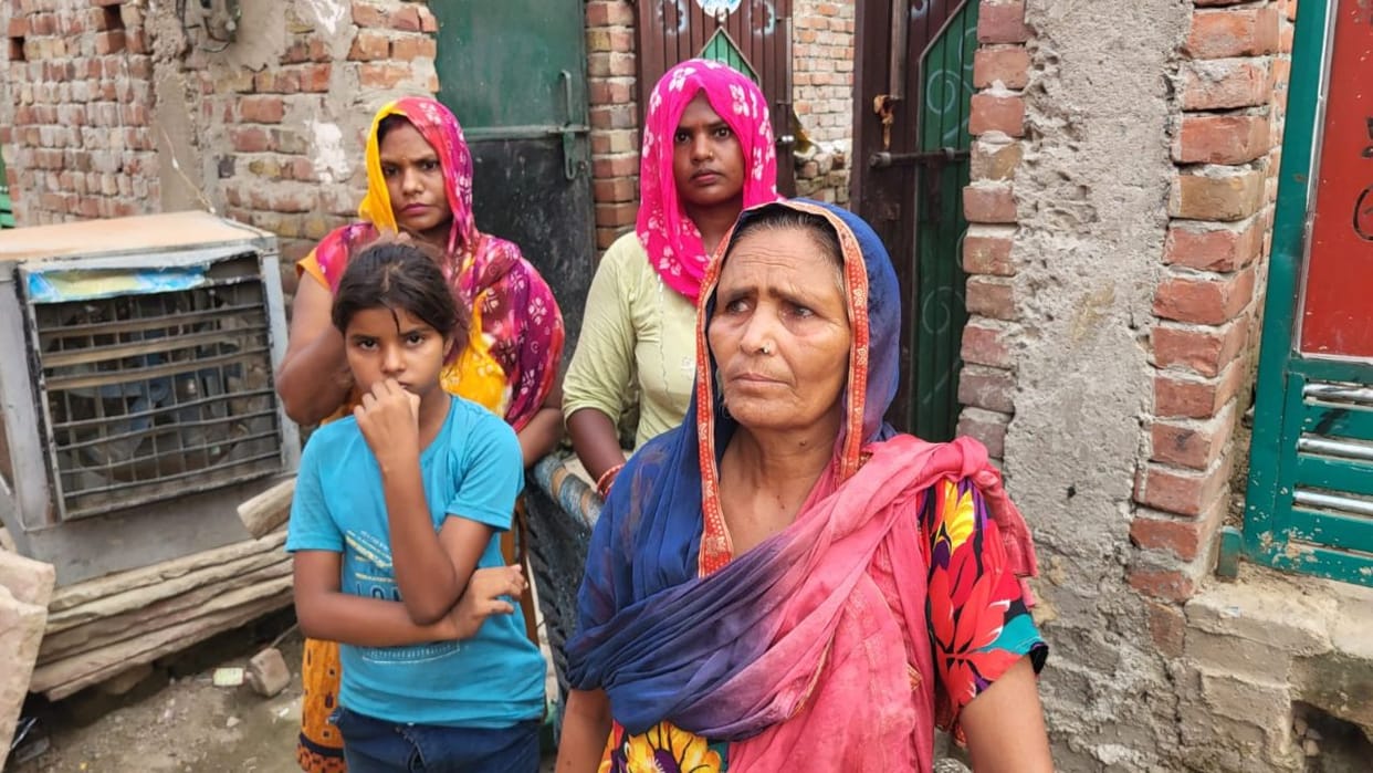 Two girls scalded by hot oil while playing at home in Bulandshahr are in critical condition