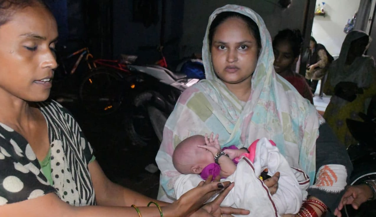 Kanpur Rain and waterlogging in Jajmau Two hours of rain destroy homes waistdeep water collapsing houses