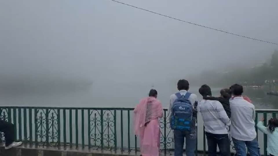 Rain and dense fog wreak havoc in Nainital