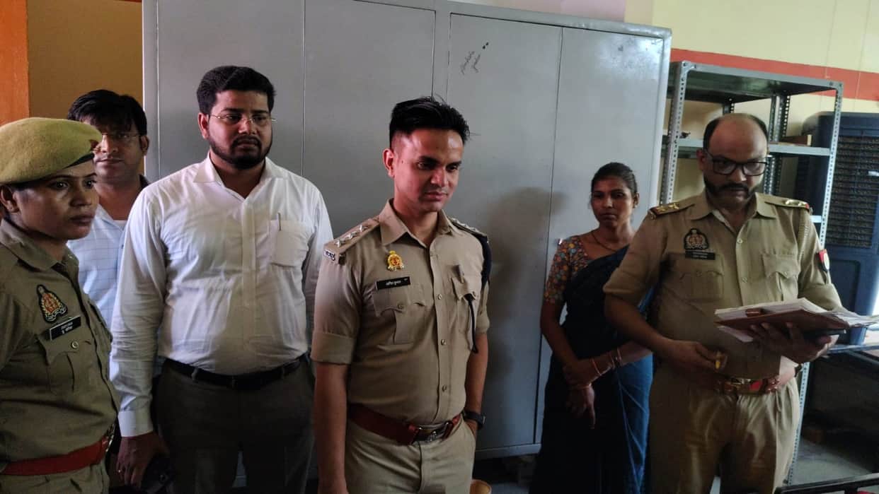 Class 10 Girl Found Hanging in Kasturba Residential School, Investigation Underway