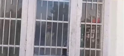 पुरानी खिड़की सांकेतिक