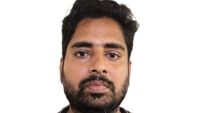 सद्दाम की तस्वीर।