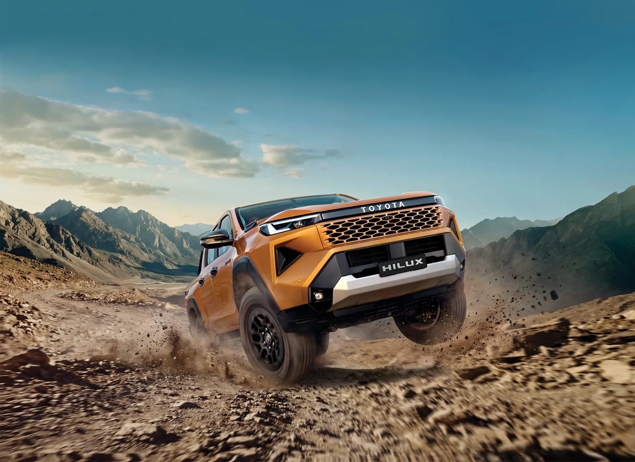 Toyota Hilux Facelift Launched New 4x2 AT Variant, Bigger Touchscreen, Features