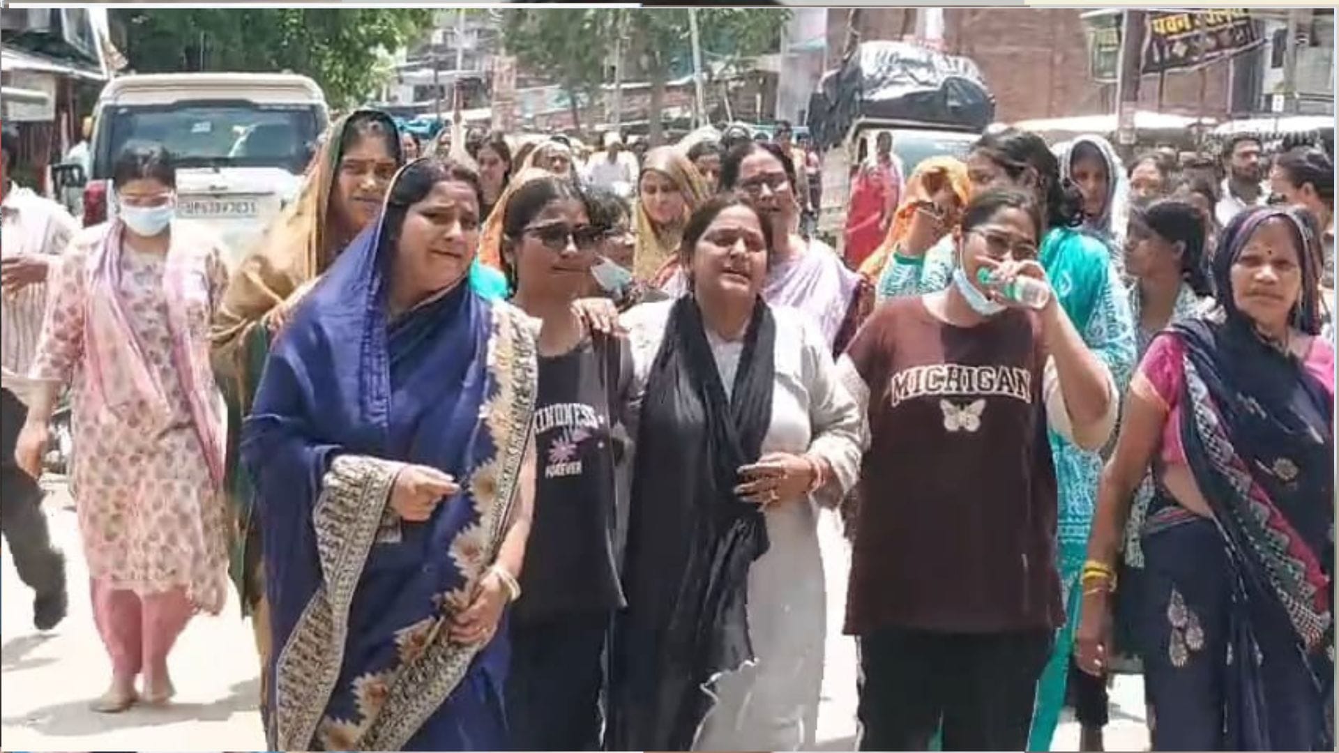 Gorakhpur Bullion trader son kidnapped murder Family members allege summoned under pretext of surprise gift