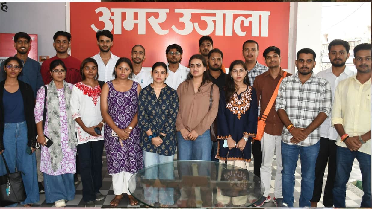 Youth Dialogue in Gorakhpur – "Teachers shape personality; AI provides only information."