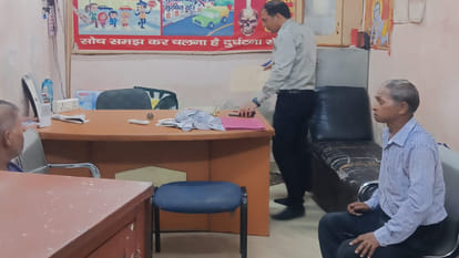 Kanpur: Raids conducted on four illegal motor driving schools